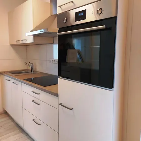 Burgberg-blick * באד הרצבורג